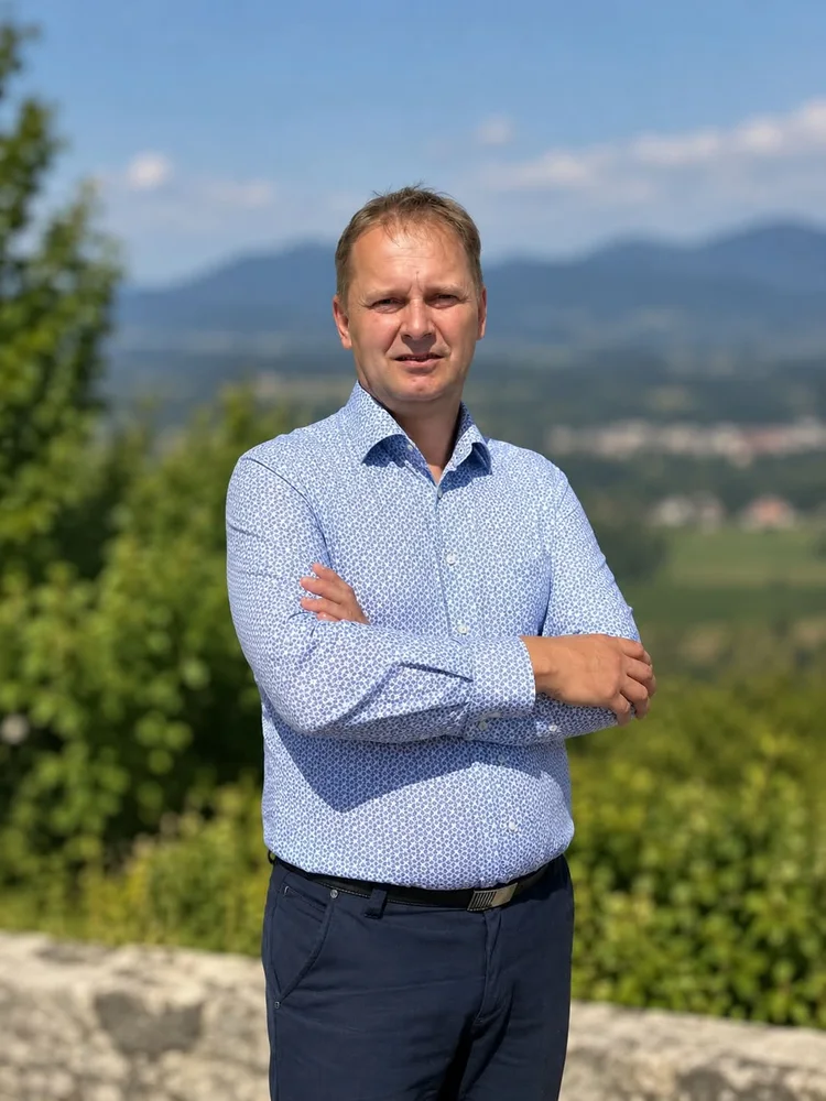 Vieroslav Slušný